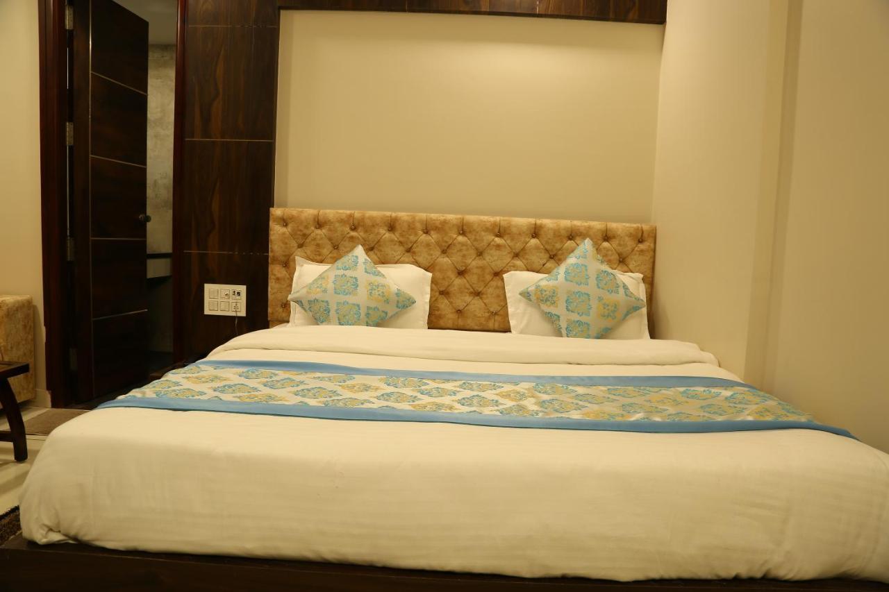 Hotel Kush Ganga - 50 Meter From Har Ki Pauri, Haridwar Ngoại thất bức ảnh