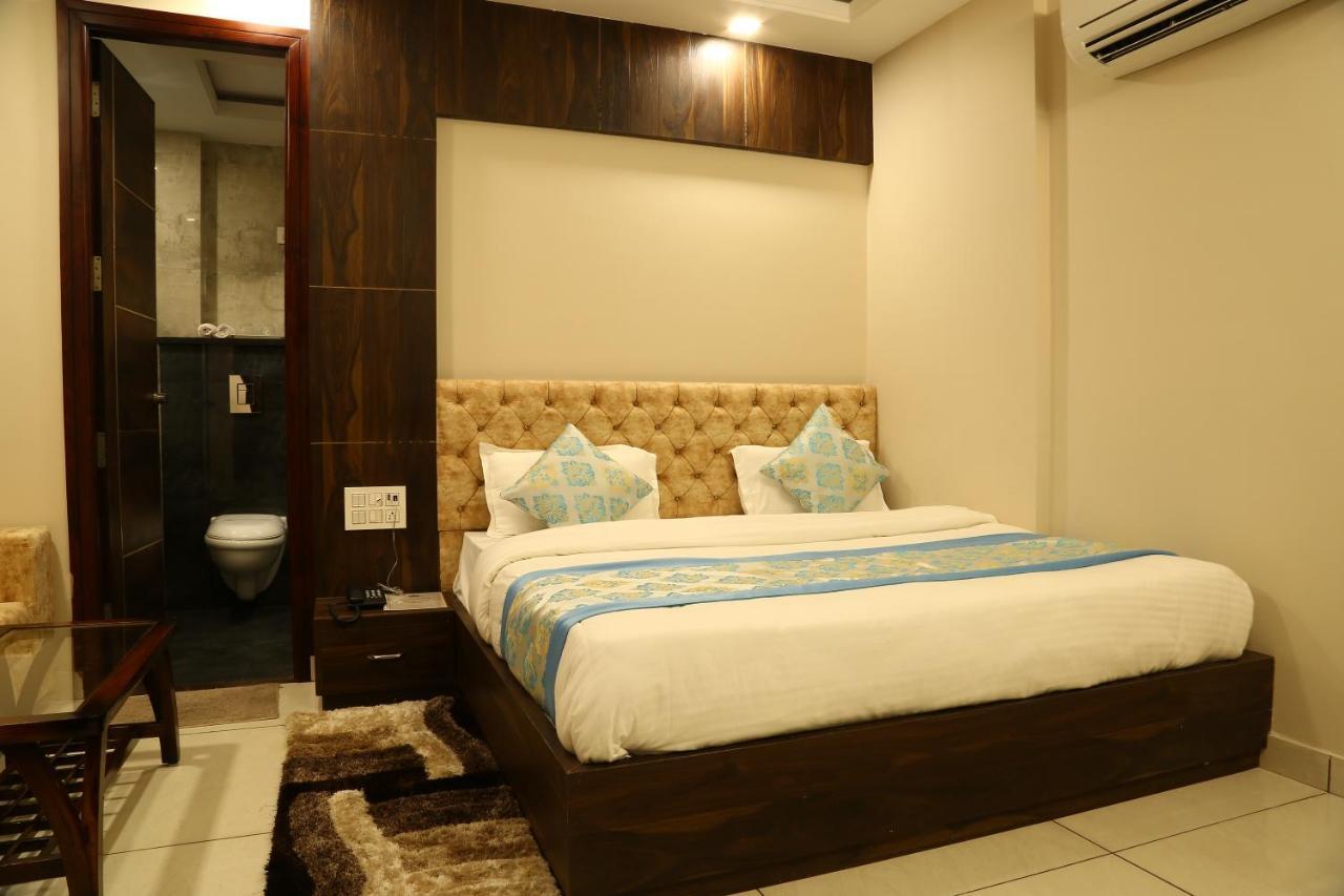 Hotel Kush Ganga - 50 Meter From Har Ki Pauri, Haridwar Ngoại thất bức ảnh